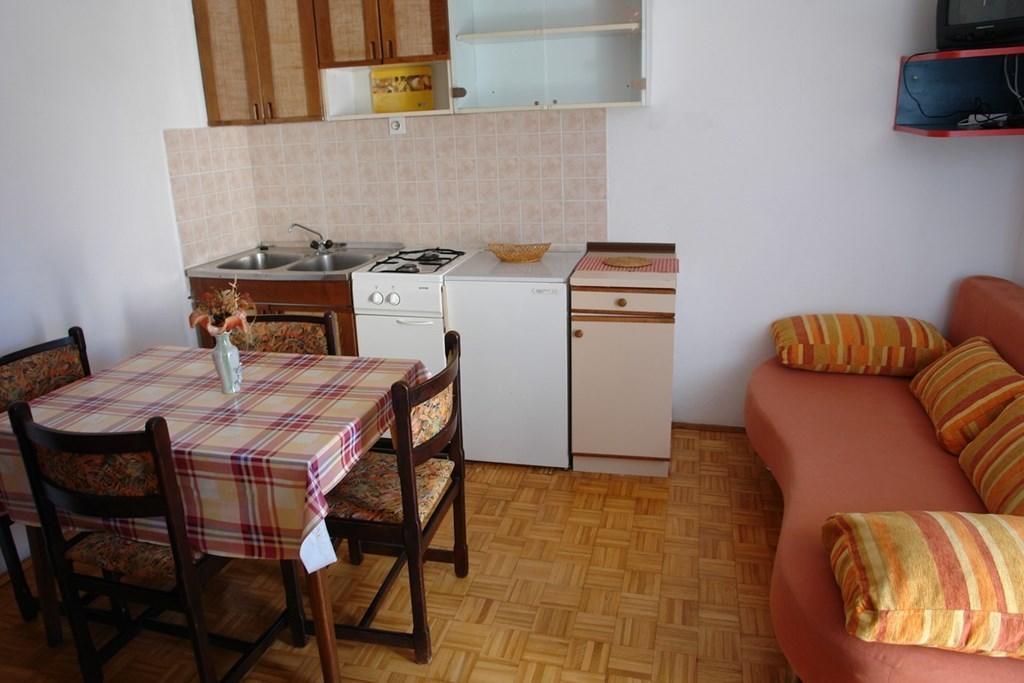 Beautiful Apartment In Crikvenica With Kitchen Δωμάτιο φωτογραφία