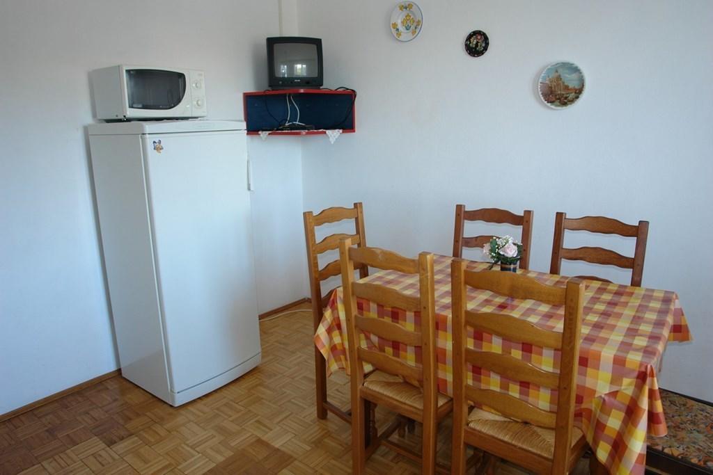 Beautiful Apartment In Crikvenica With Kitchen Δωμάτιο φωτογραφία